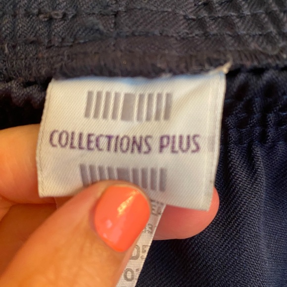 Collections Plus Women’s Size 20-W Navy Blue Skirt - Picture 5 of 5